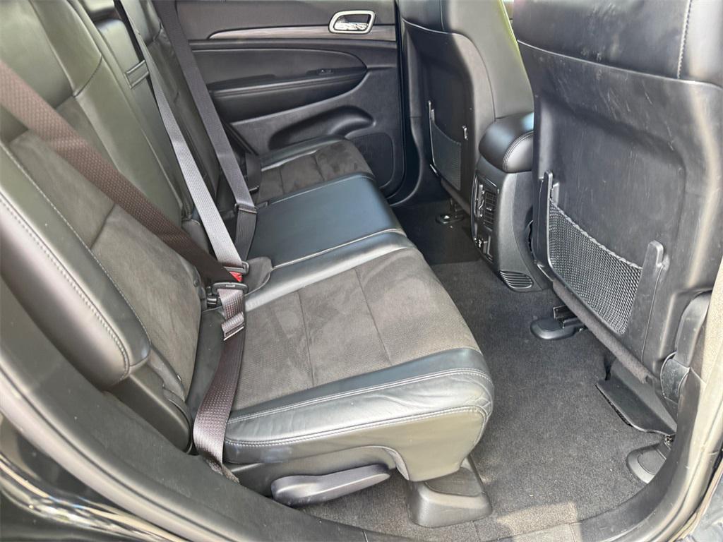 used 2021 Jeep Grand Cherokee car, priced at $25,173