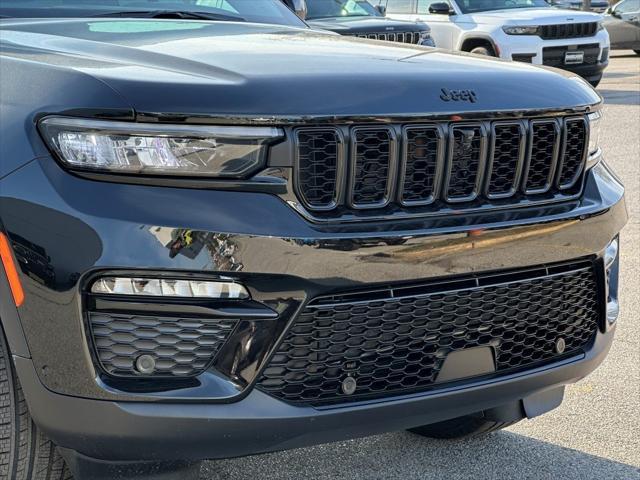 new 2025 Jeep Grand Cherokee car, priced at $54,735