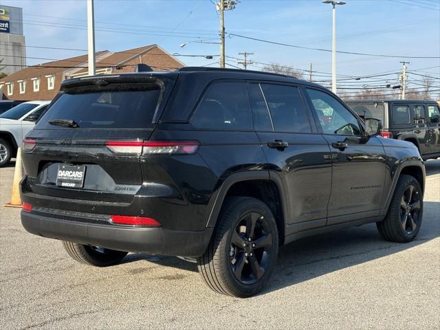 new 2025 Jeep Grand Cherokee car, priced at $54,735