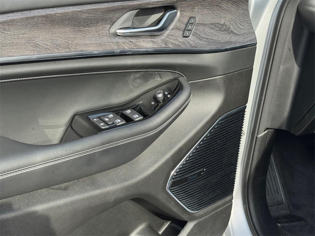 used 2022 Jeep Grand Cherokee L car, priced at $34,000