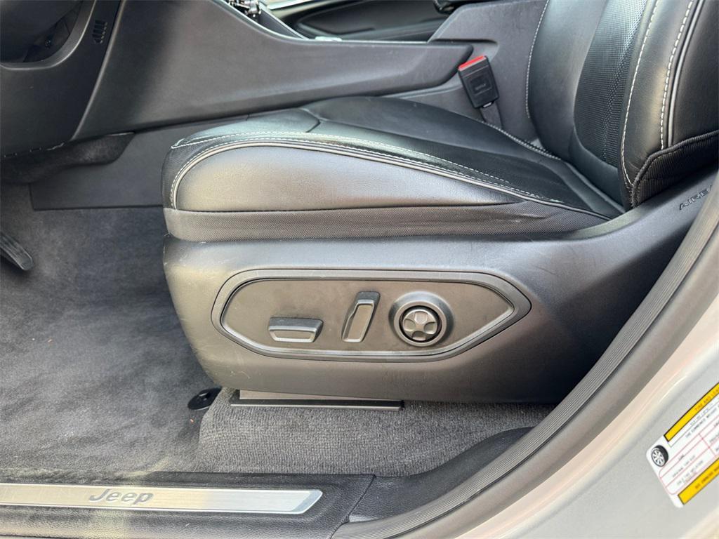 used 2022 Jeep Grand Cherokee L car, priced at $34,000