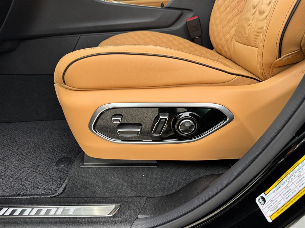 new 2025 Jeep Grand Cherokee L car, priced at $65,000