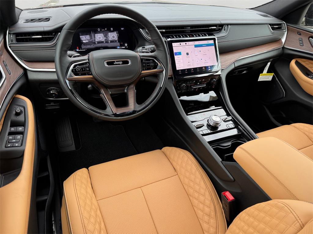 new 2025 Jeep Grand Cherokee L car, priced at $65,000