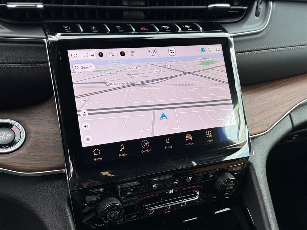 new 2025 Jeep Grand Cherokee L car, priced at $65,000