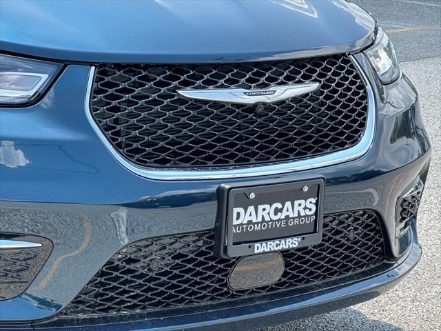 new 2025 Chrysler Pacifica car