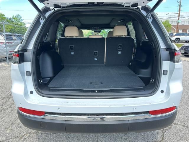 new 2025 Jeep Grand Cherokee car, priced at $44,116