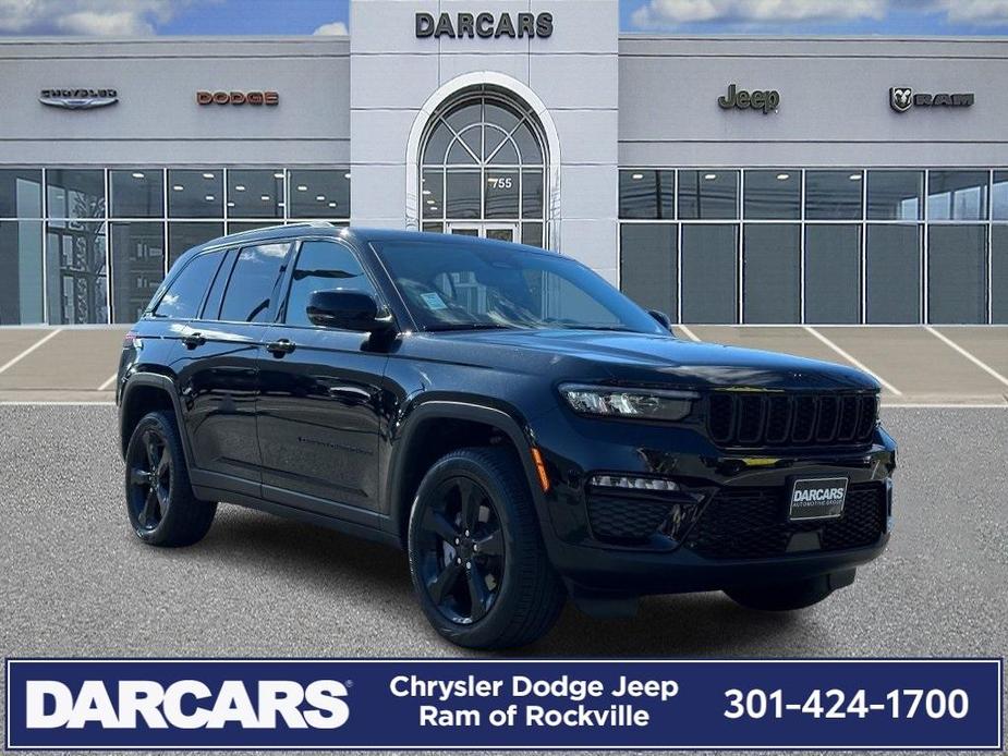 used 2024 Jeep Grand Cherokee car, priced at $47,559