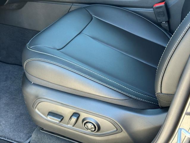 new 2025 Jeep Grand Cherokee L car, priced at $49,460