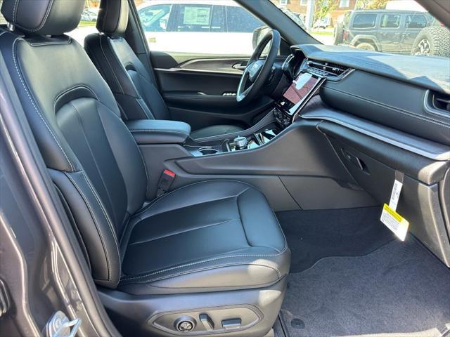 new 2025 Jeep Grand Cherokee L car, priced at $49,460