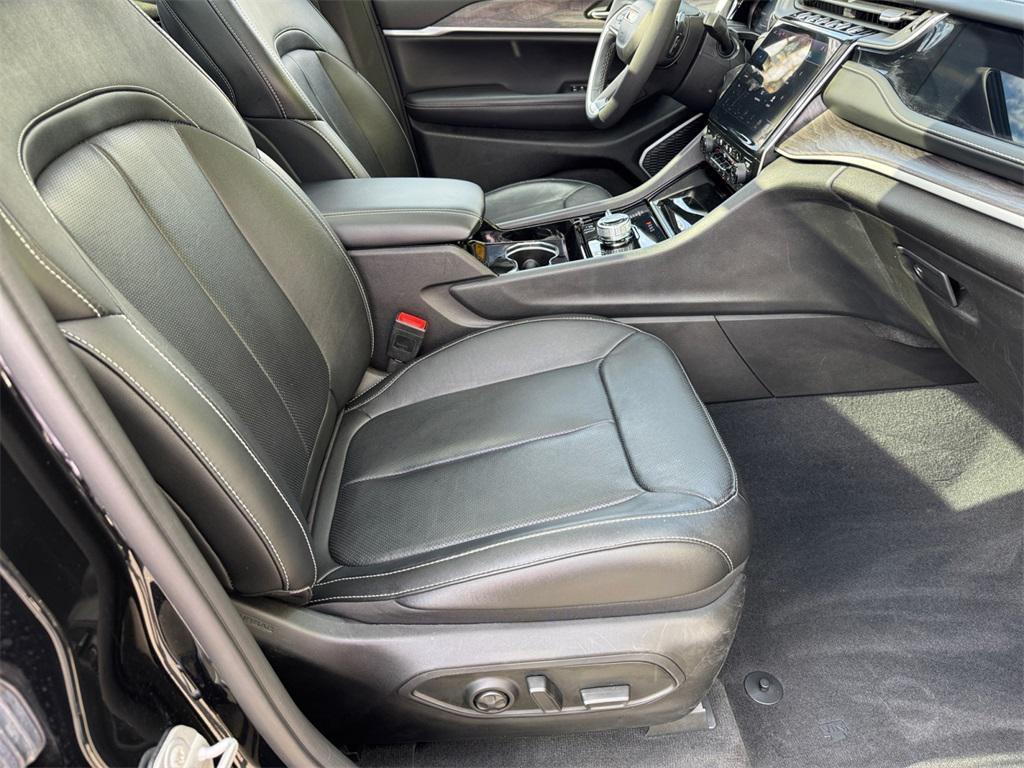 used 2022 Jeep Grand Cherokee 4xe car, priced at $24,000