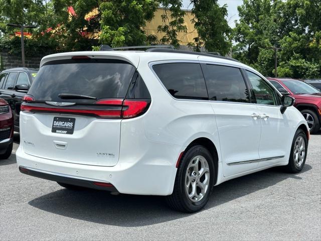 used 2023 Chrysler Pacifica car, priced at $27,000