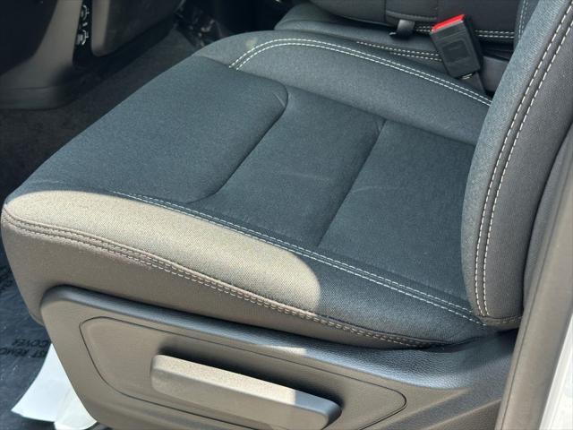 new 2025 Ram 1500 car, priced at $45,000