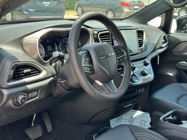 new 2025 Chrysler Pacifica car, priced at $42,782