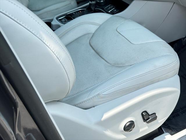 used 2019 Jeep Cherokee car, priced at $16,331