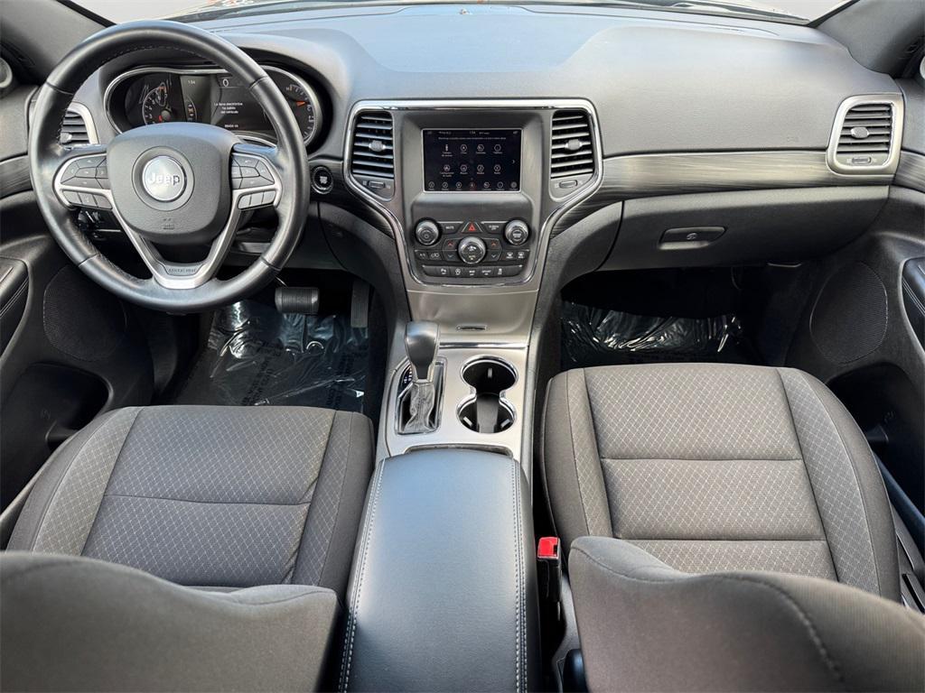 used 2021 Jeep Grand Cherokee car, priced at $17,900
