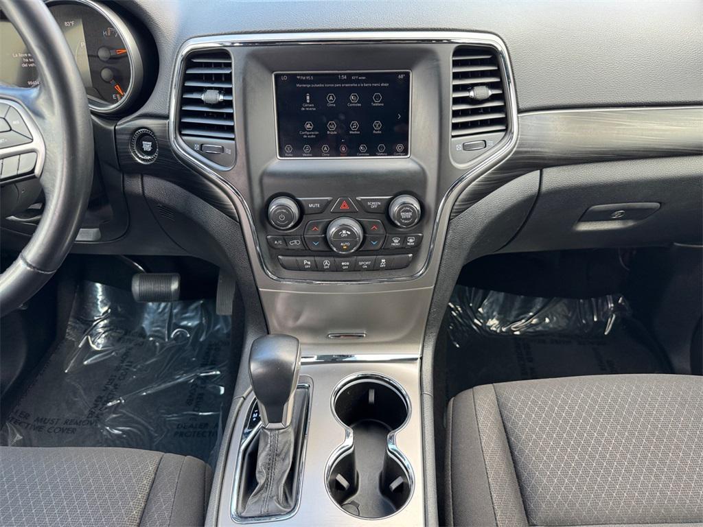 used 2021 Jeep Grand Cherokee car, priced at $17,900