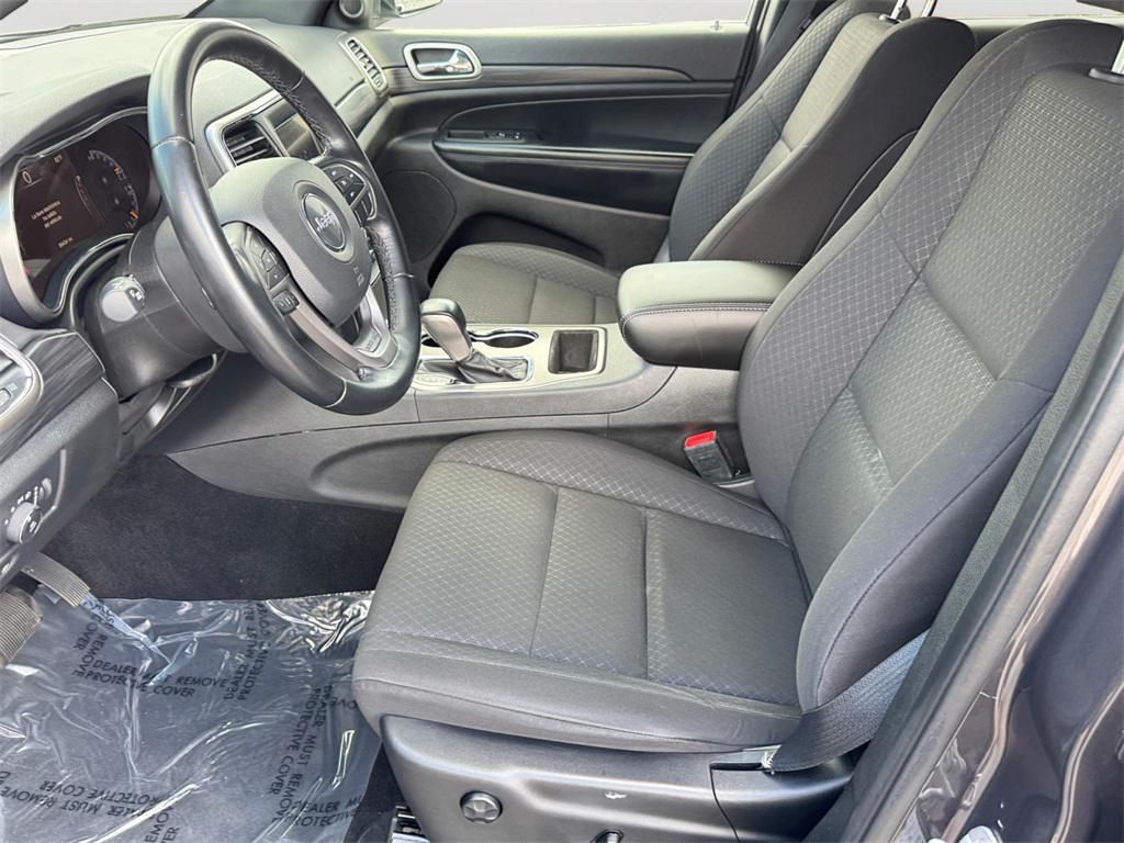 used 2021 Jeep Grand Cherokee car, priced at $17,900