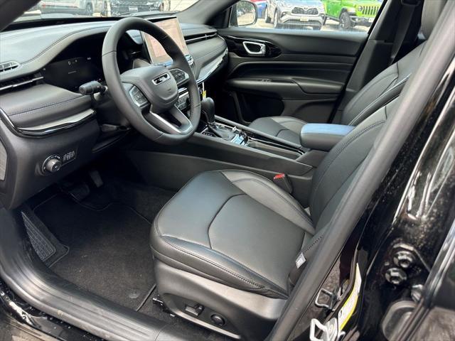 new 2025 Jeep Compass car, priced at $37,500