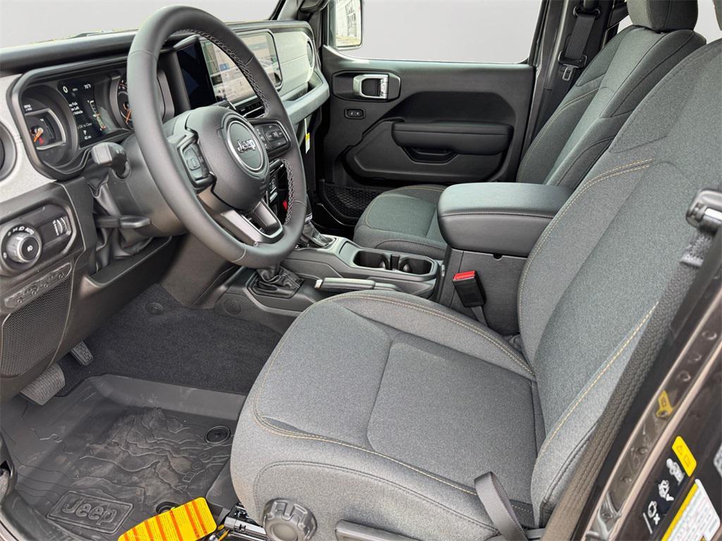 new 2025 Jeep Wrangler car, priced at $43,500