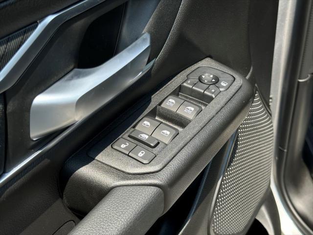 new 2025 Ram 1500 car, priced at $56,613