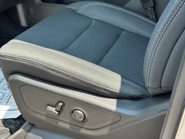 new 2025 Ram 1500 car, priced at $56,613