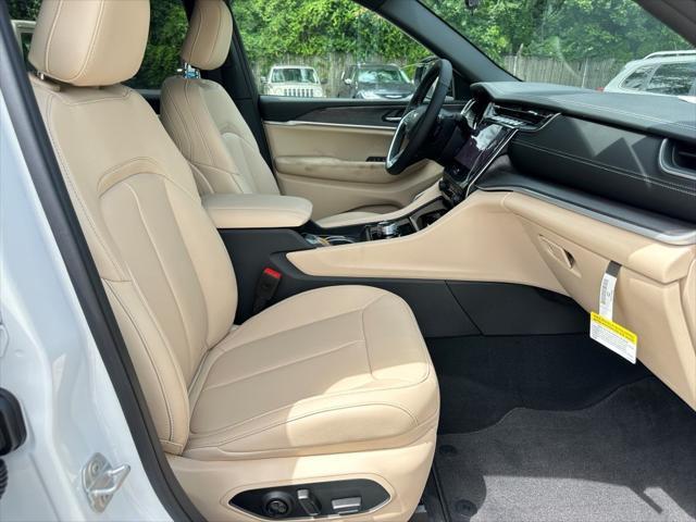 new 2025 Jeep Grand Cherokee L car, priced at $50,467