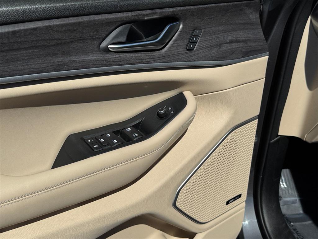 used 2022 Jeep Grand Cherokee 4xe car, priced at $27,000