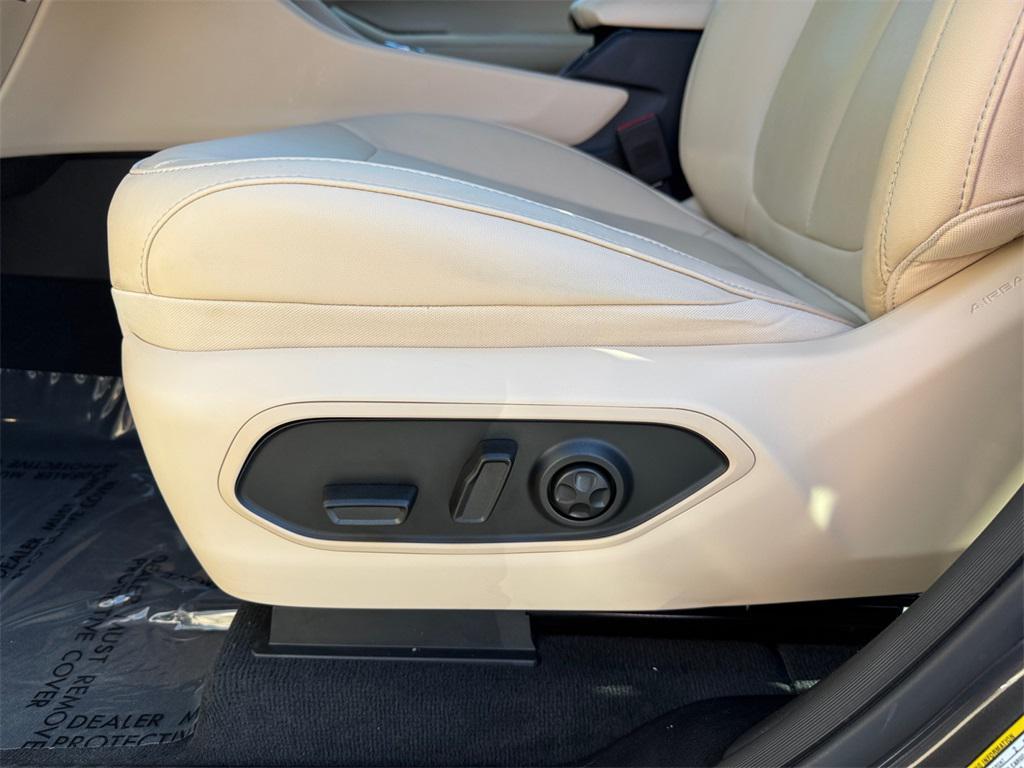 used 2022 Jeep Grand Cherokee 4xe car, priced at $27,000