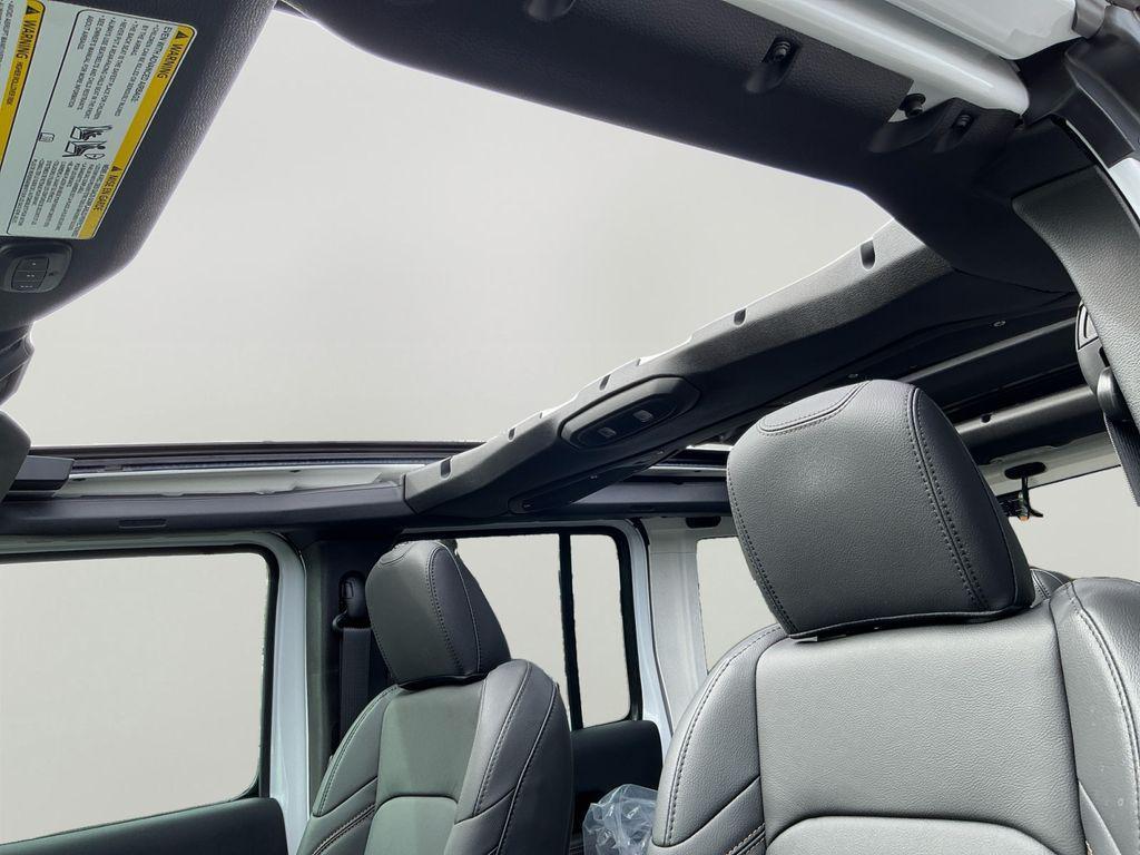 new 2026 Jeep Wrangler car, priced at $58,000