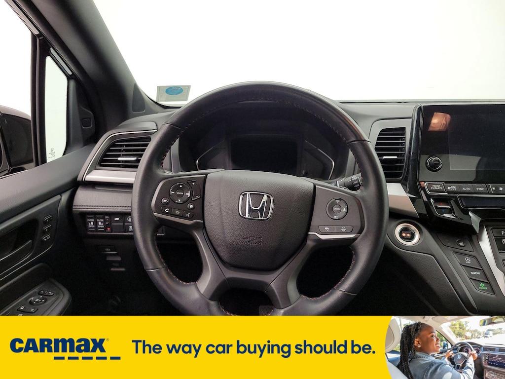 used 2023 Honda Odyssey car, priced at $39,998
