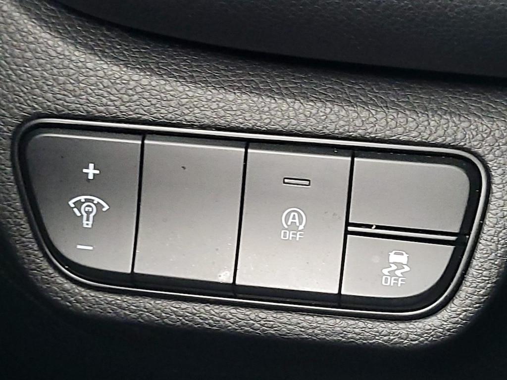 used 2024 Kia Seltos car, priced at $25,998