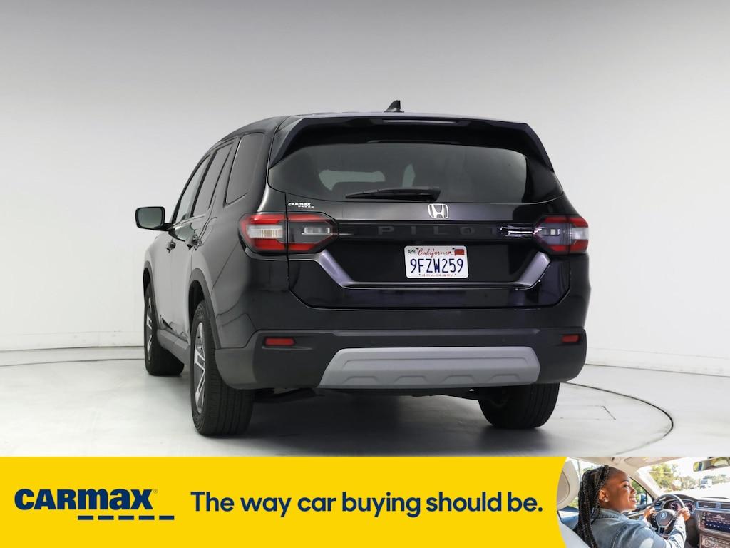 used 2023 Honda Pilot car, priced at $36,998
