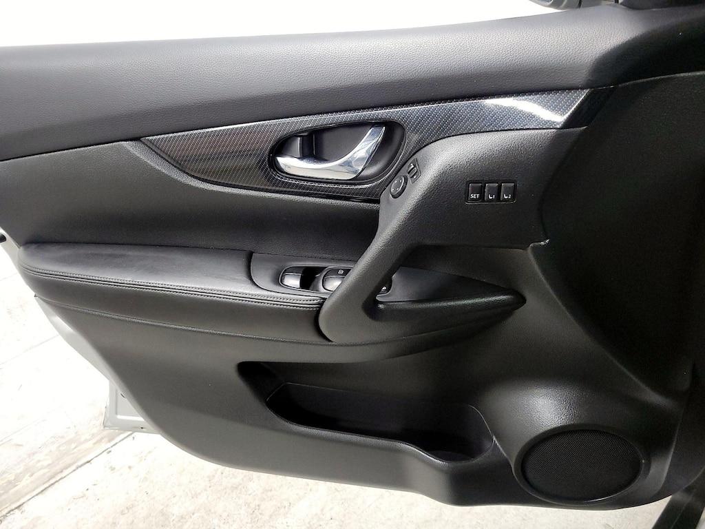 used 2018 Nissan Rogue car, priced at $12,998