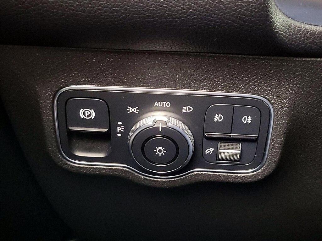 used 2020 Mercedes-Benz GLB 250 car, priced at $22,998