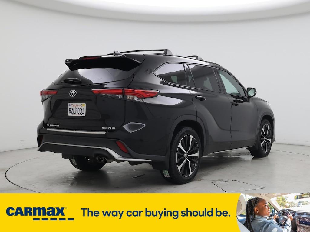 used 2022 Toyota Highlander car, priced at $40,998