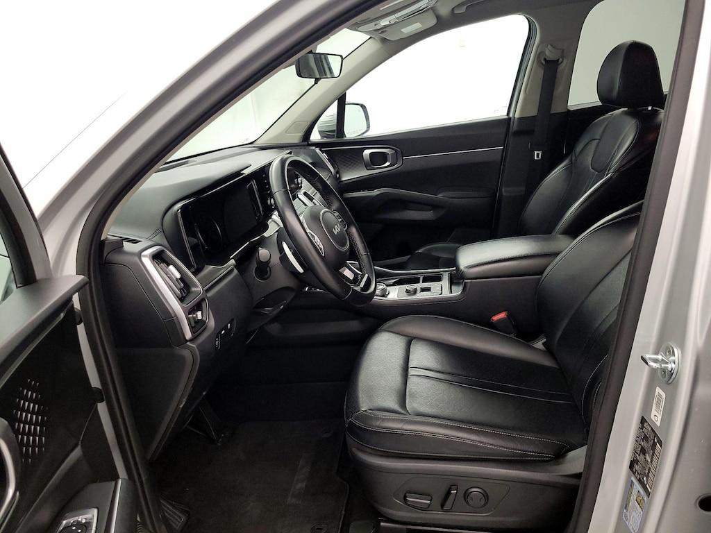 used 2022 Kia Sorento Hybrid car, priced at $27,998
