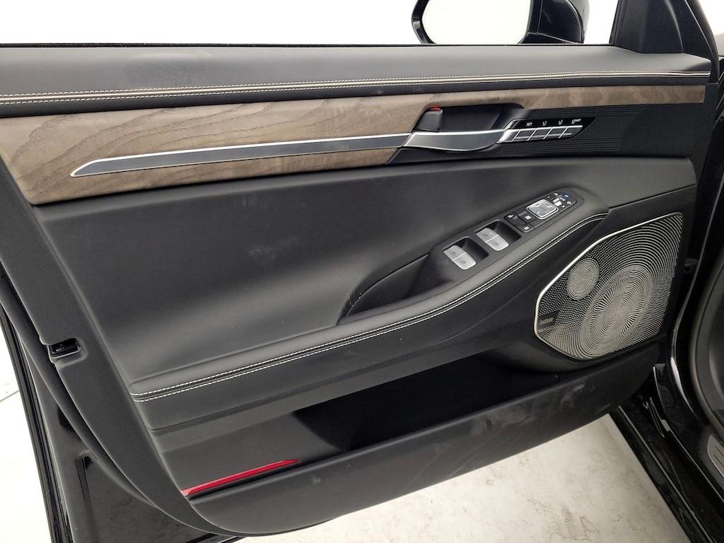 used 2022 Genesis G90 car, priced at $51,998
