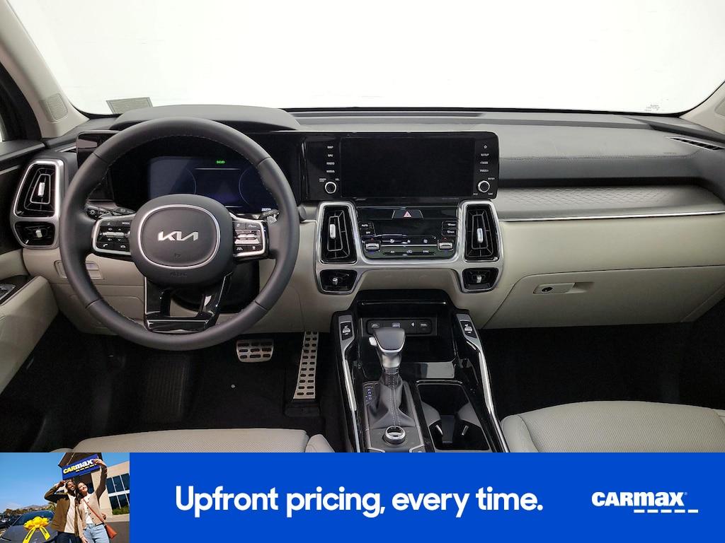 used 2023 Kia Sorento car, priced at $34,998