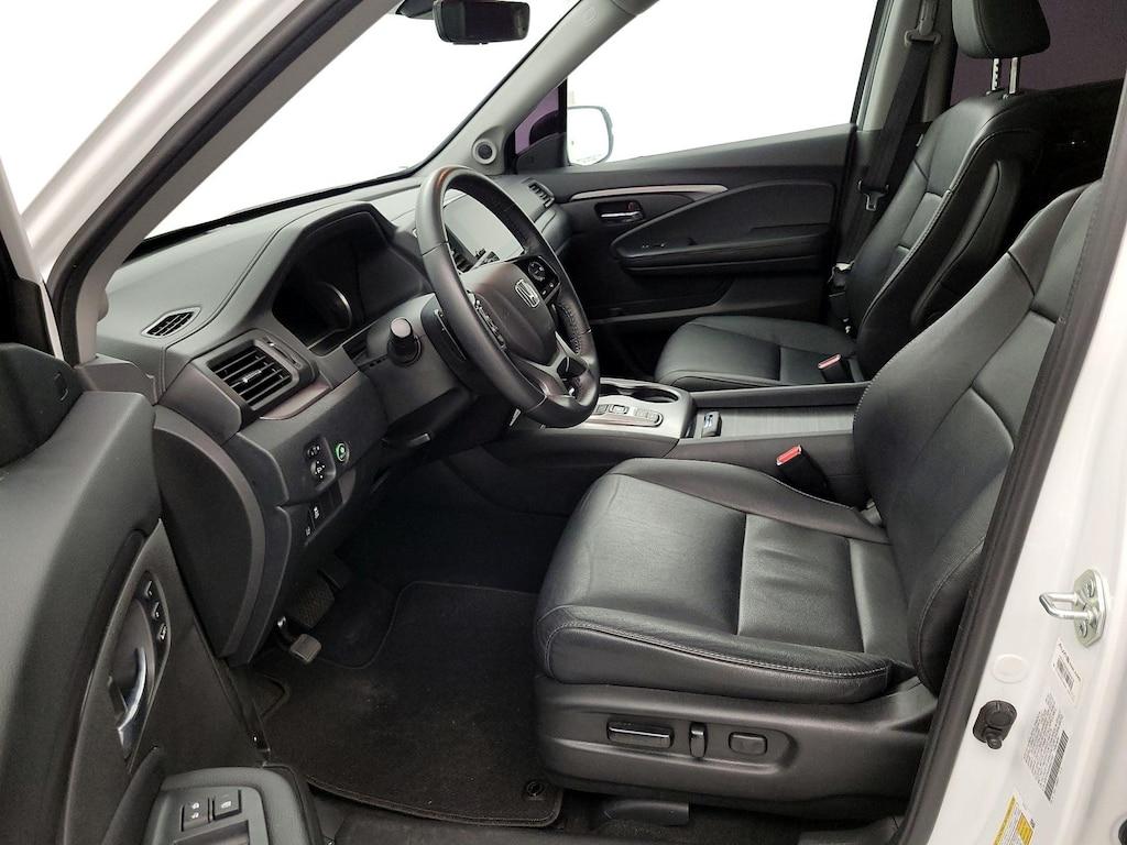 used 2022 Honda Pilot car, priced at $32,998