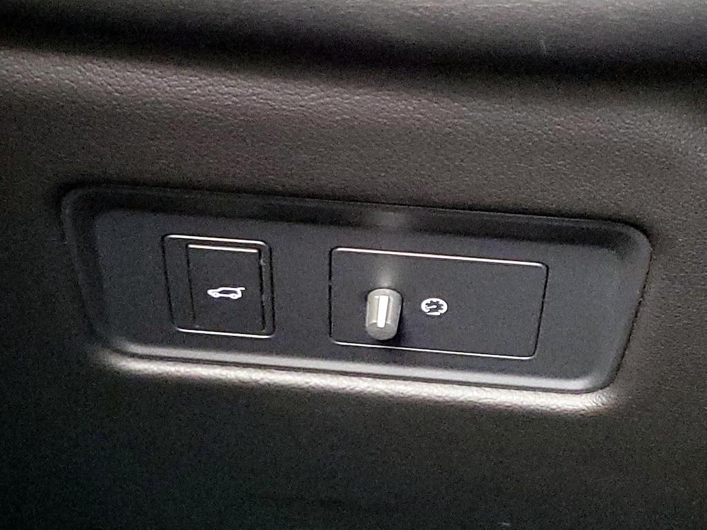 used 2022 Jaguar F-PACE car, priced at $34,998