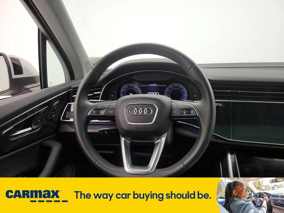 used 2023 Audi Q7 car, priced at $52,998