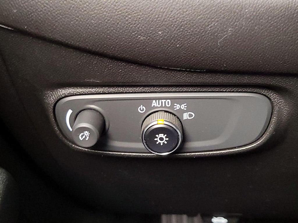 used 2020 Chevrolet Equinox car, priced at $19,998