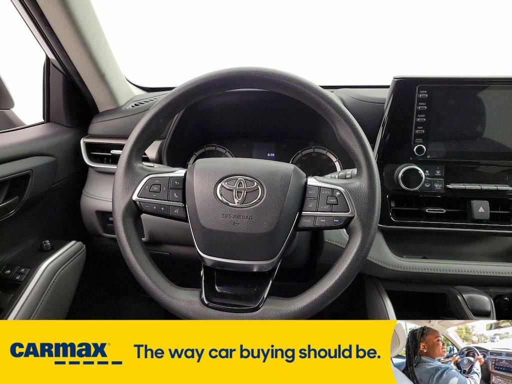 used 2021 Toyota Highlander car, priced at $25,998
