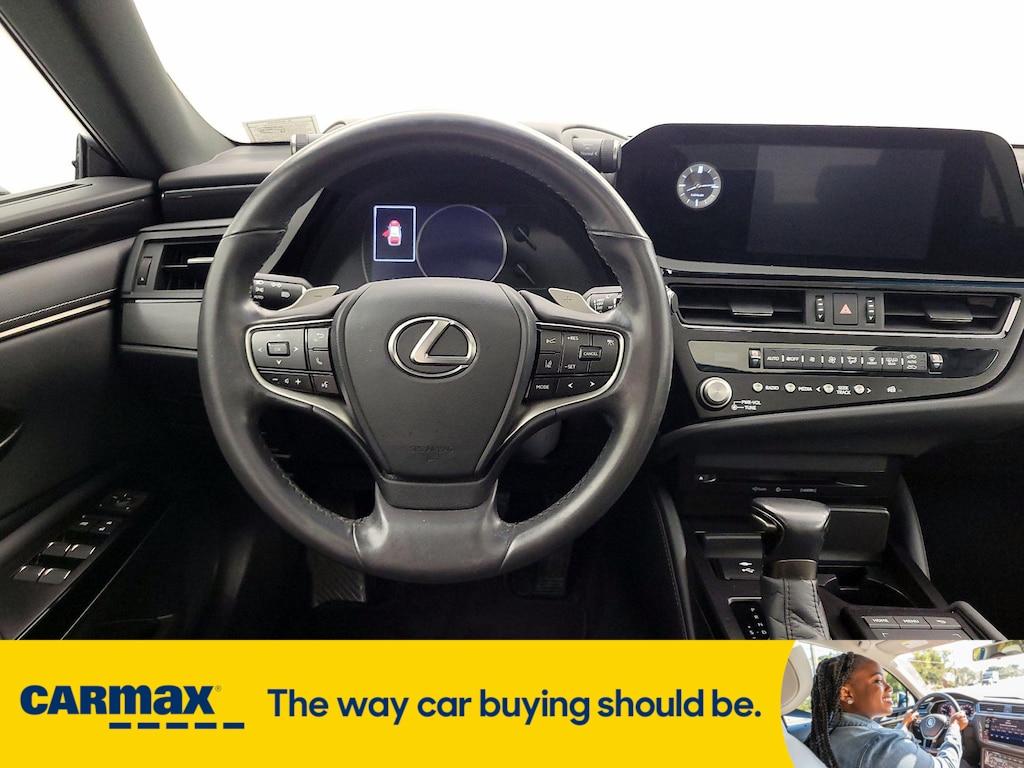 used 2022 Lexus ES 300h car, priced at $36,998