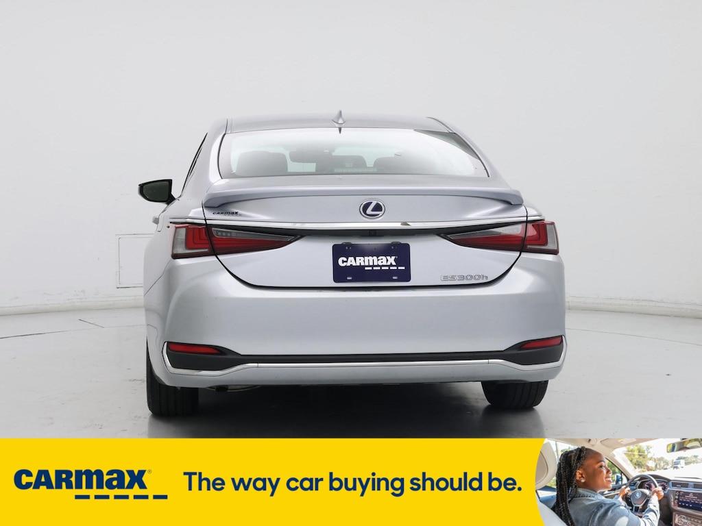 used 2022 Lexus ES 300h car, priced at $36,998