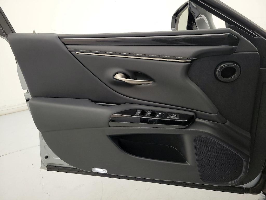 used 2022 Lexus ES 300h car, priced at $36,998