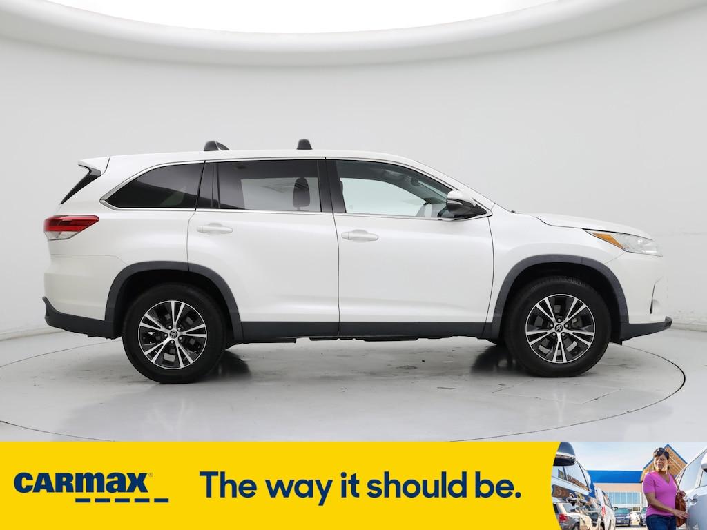 used 2019 Toyota Highlander car, priced at $27,998