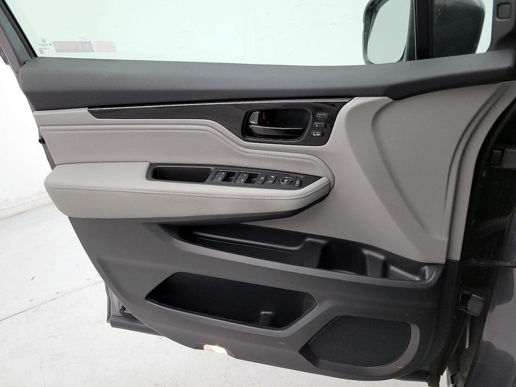 used 2022 Honda Odyssey car, priced at $40,998