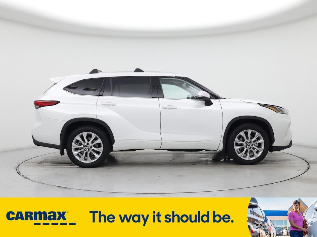 used 2023 Toyota Highlander car, priced at $42,998