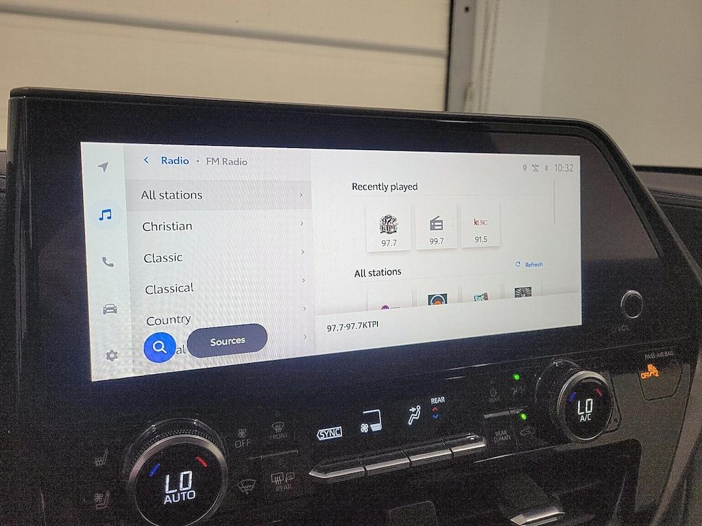 used 2023 Toyota Highlander car, priced at $42,998